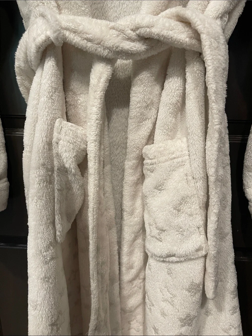 Cat & Jack White Plush Hooded Kids Bathrobe